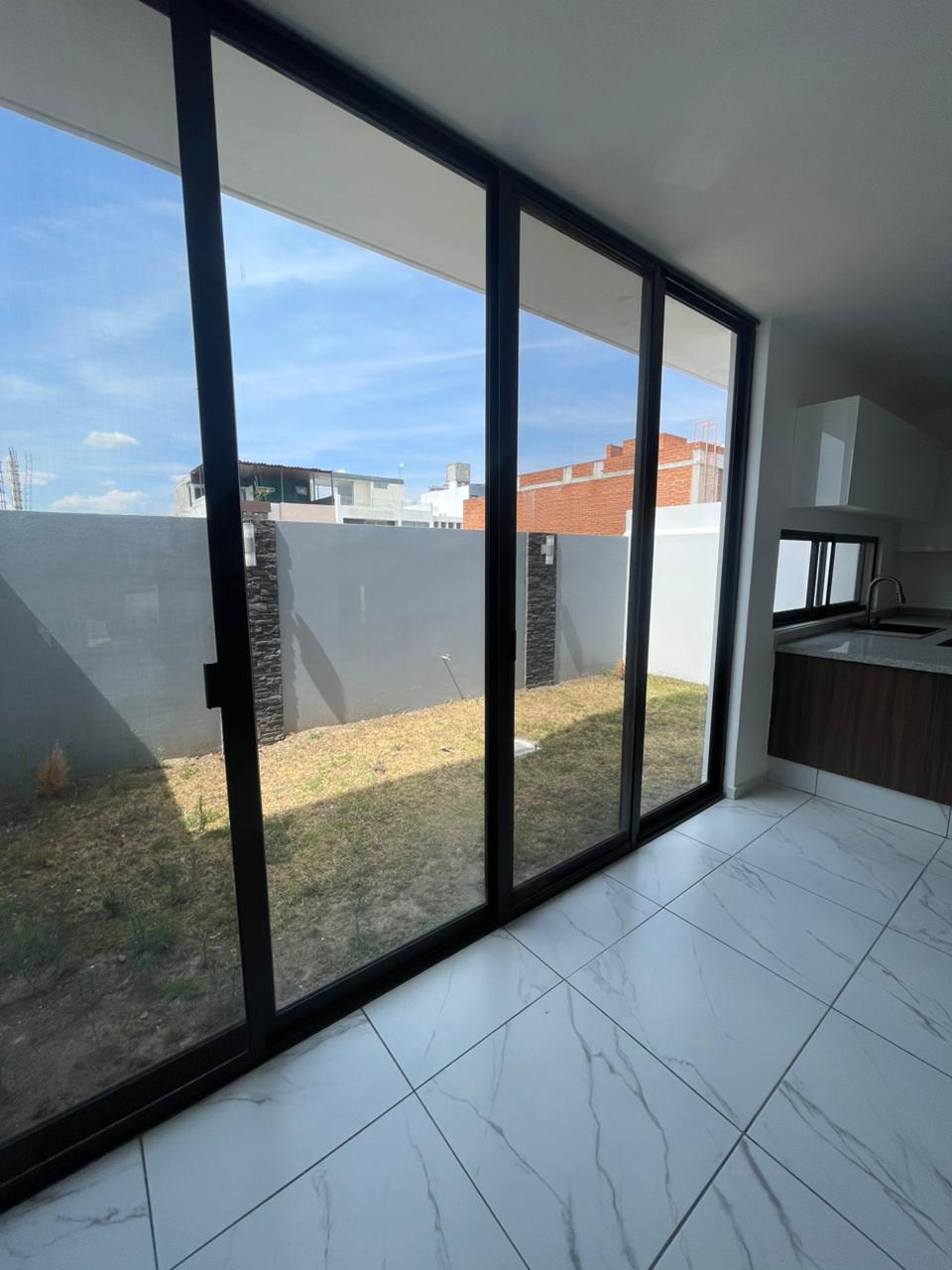 Espectacular casa en Coto Manzanos, Capital Norte - foto 13