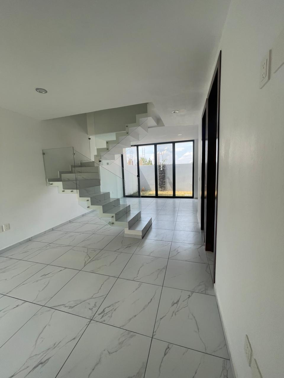 Espectacular casa en Coto Manzanos, Capital Norte - foto 4