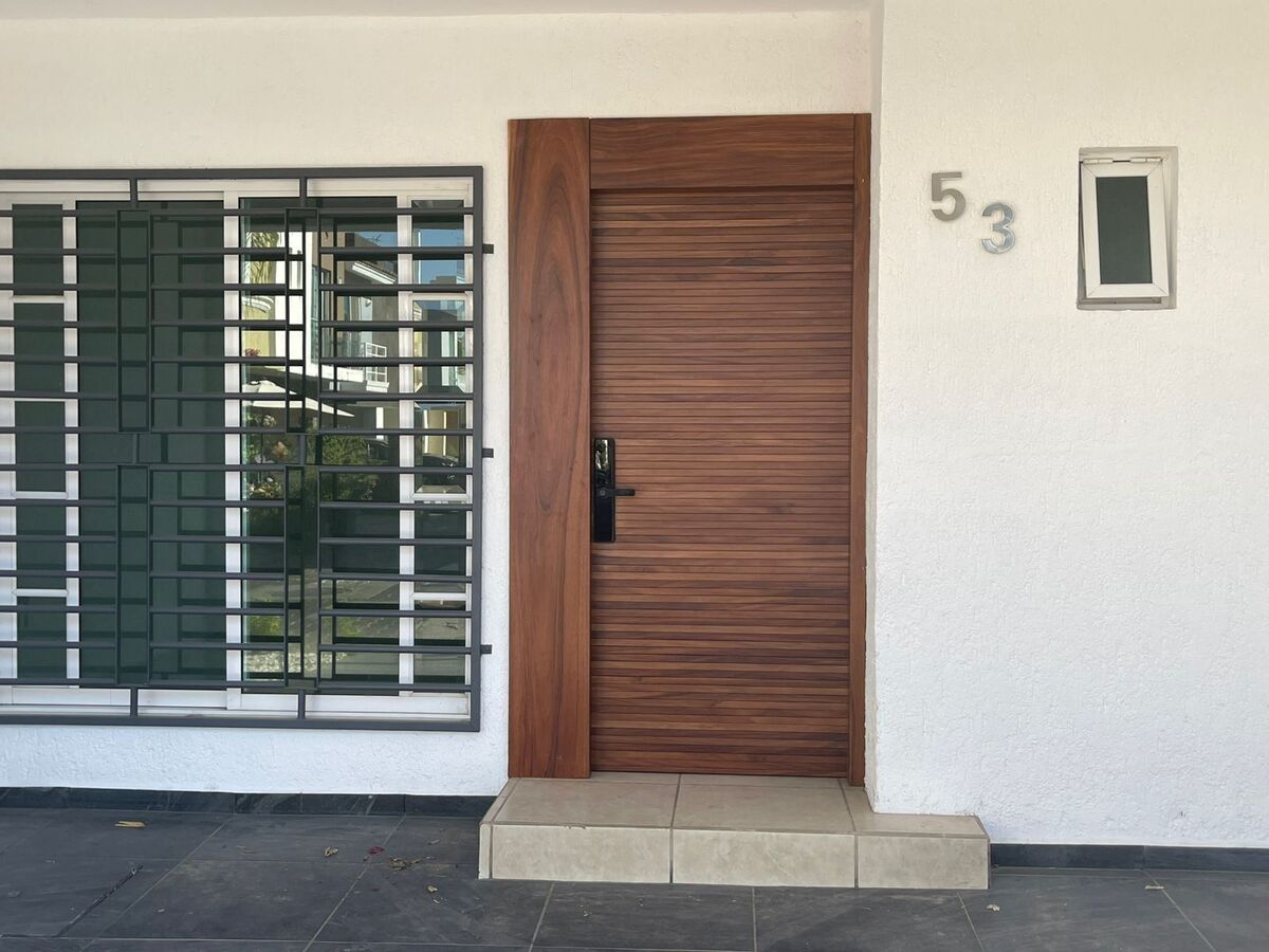 Hermosa casa en venta en Real de Valdepeñas - foto 1
