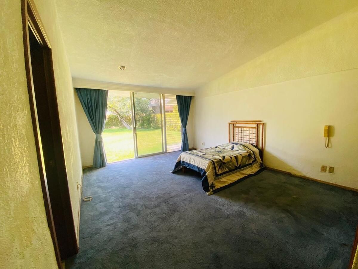RESIDENCIA EN VENTA IDEAL PARA ASILO, CLÍNICA O INVERSIÓN - foto 2