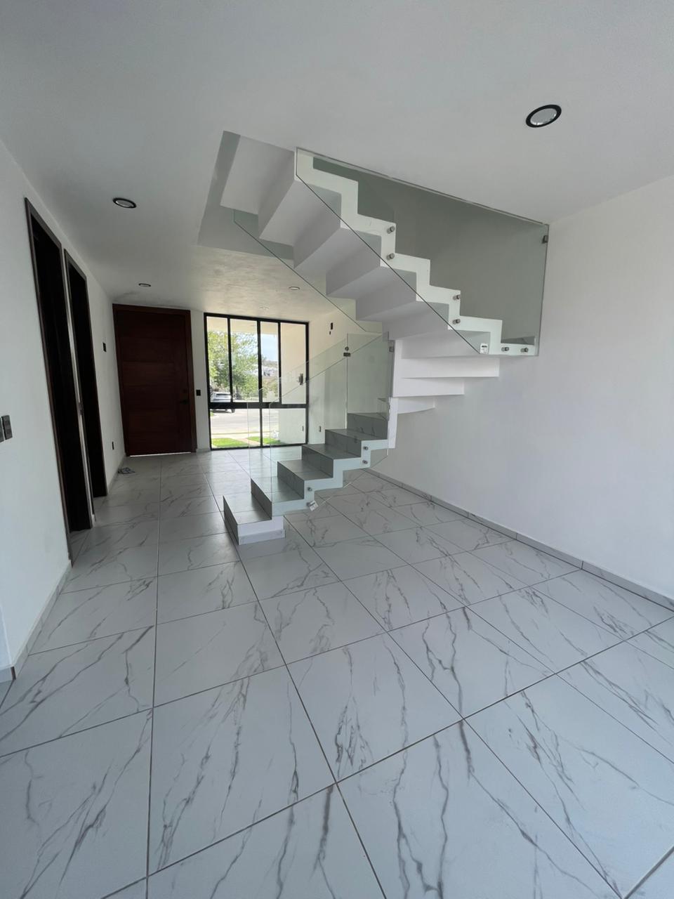 Hermosa casa en Coto Manzanos en Capital Norte - foto 4