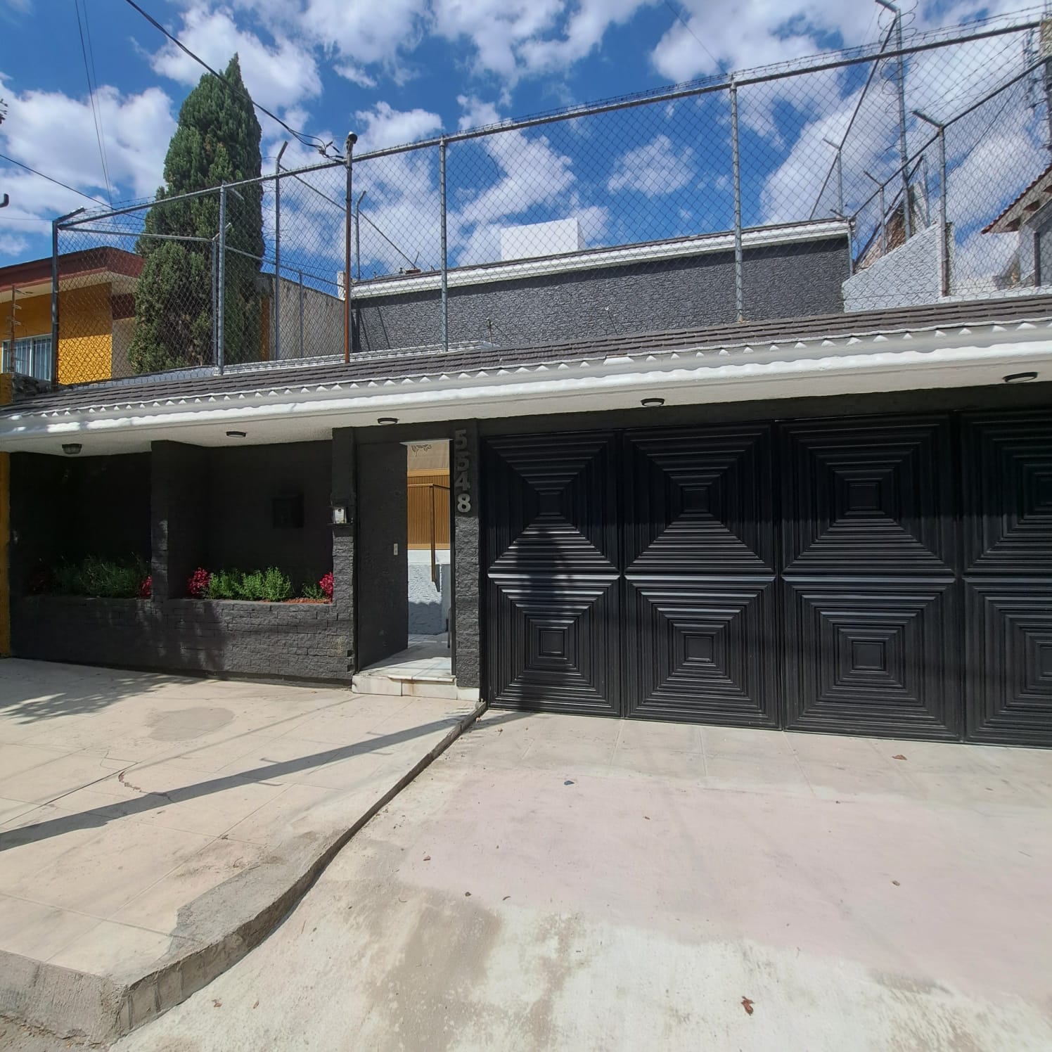 Casa en Jardines Universidad